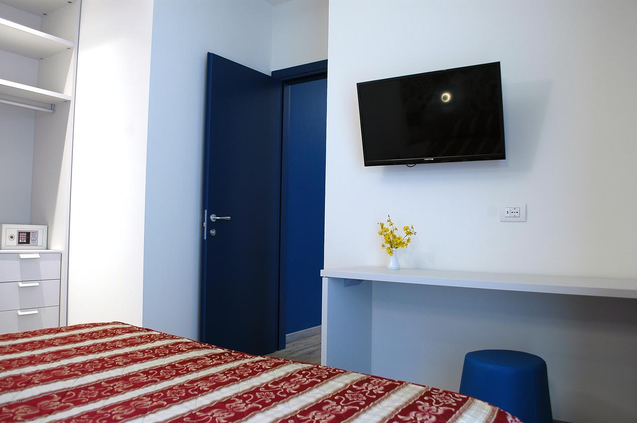 Roma Suite Apartments Cervia Exteriör bild