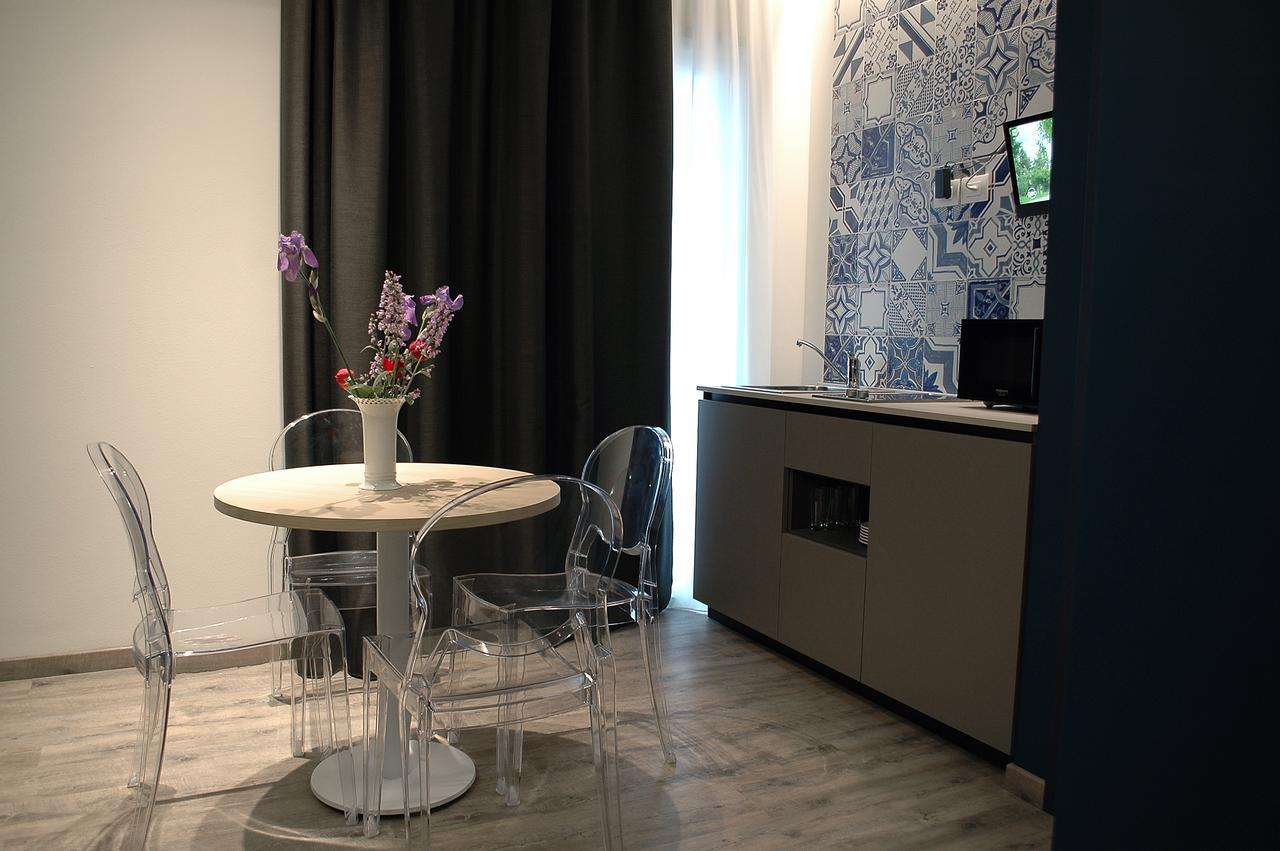 Roma Suite Apartments Cervia Exteriör bild