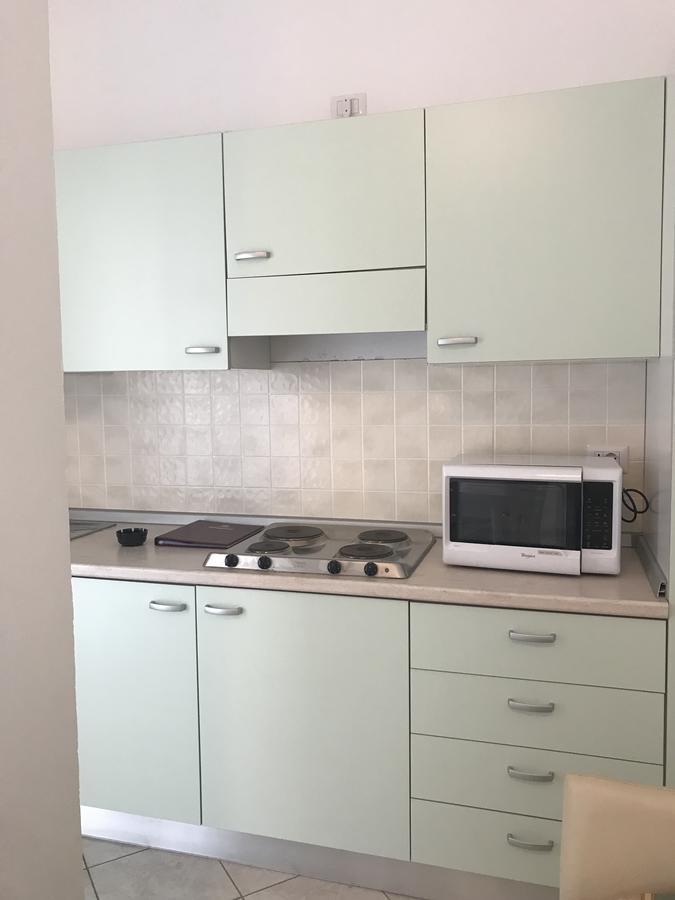 Roma Suite Apartments Cervia Exteriör bild